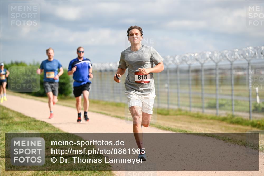14.09.2025 - Airport Race Dr. Thomas Lammeyer http://msf.ph/oto/8861965 14.09.2025 11:59:32 Laufen 815 meine-sportfotos.de