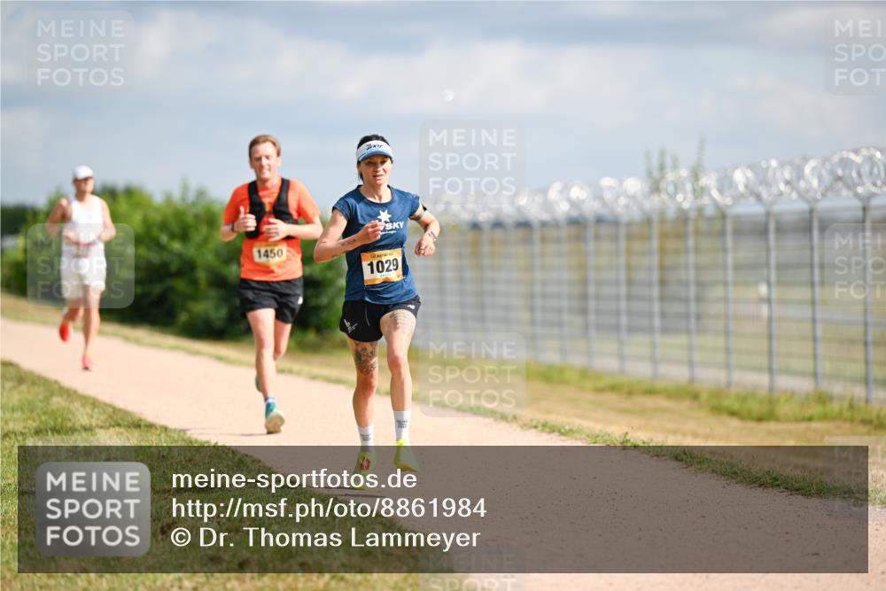 14.09.2025 - Airport Race Dr. Thomas Lammeyer http://msf.ph/oto/8861984 14.09.2025 11:59:39 Laufen 1450, 1029 meine-sportfotos.de