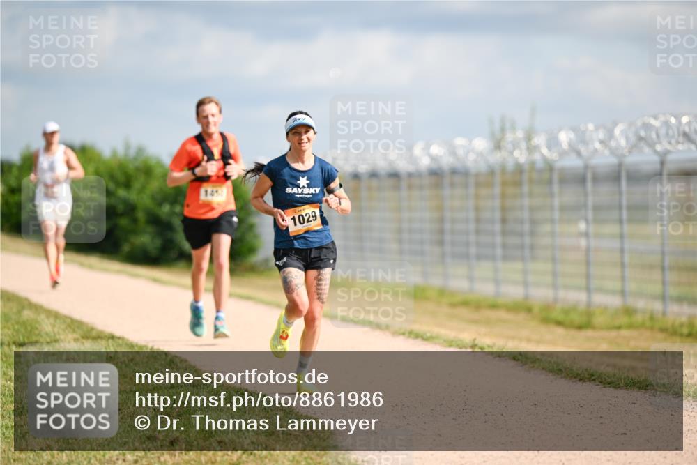 14.09.2025 - Airport Race Dr. Thomas Lammeyer http://msf.ph/oto/8861986 14.09.2025 11:59:39 Laufen 1451, 1029 meine-sportfotos.de