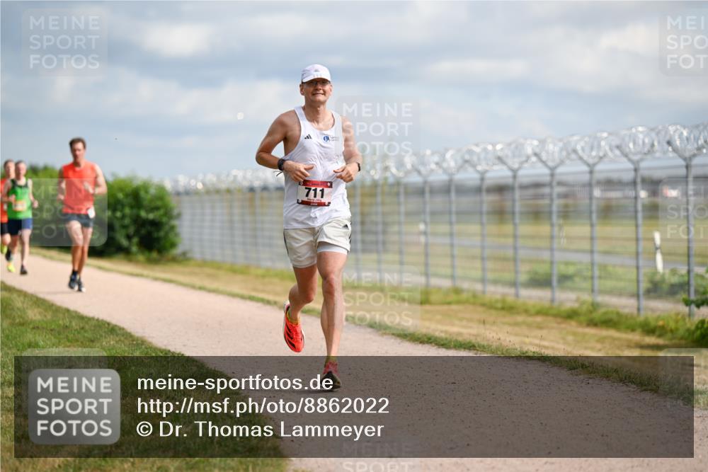 14.09.2025 - Airport Race Dr. Thomas Lammeyer http://msf.ph/oto/8862022 14.09.2025 11:59:46 Laufen 711 meine-sportfotos.de