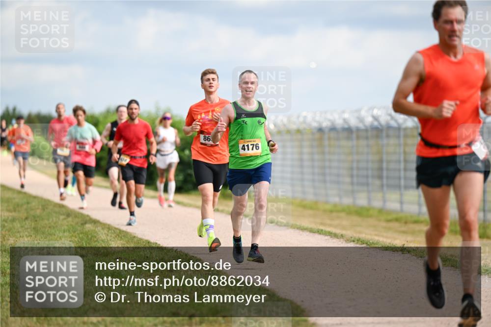 14.09.2025 - Airport Race Dr. Thomas Lammeyer http://msf.ph/oto/8862034 14.09.2025 11:59:51 Laufen 86, 4176 meine-sportfotos.de