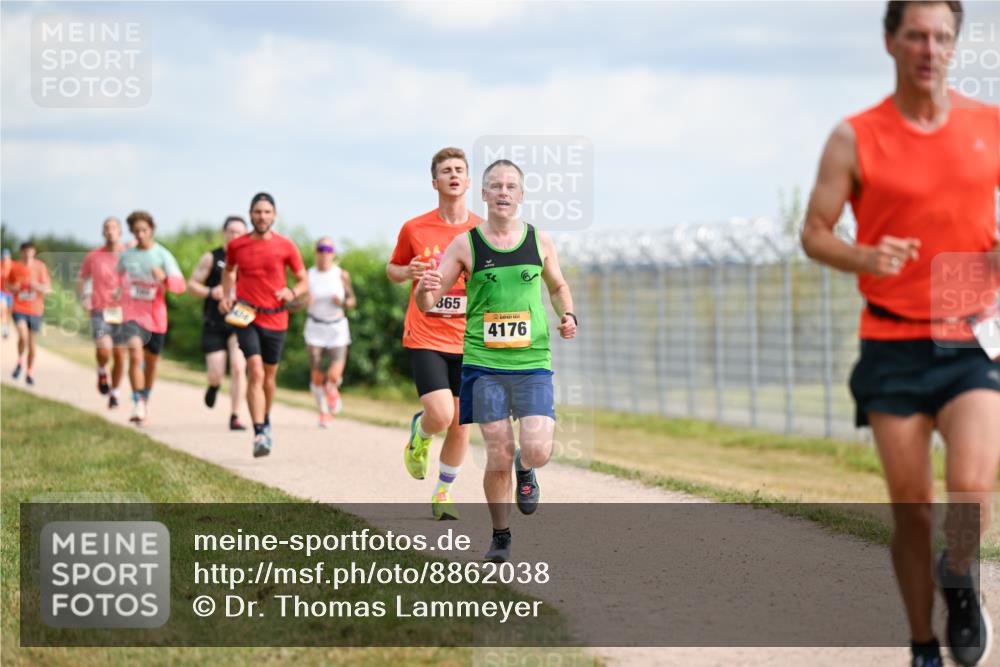 14.09.2025 - Airport Race Dr. Thomas Lammeyer http://msf.ph/oto/8862038 14.09.2025 11:59:52 Laufen 430, 865, 4176 meine-sportfotos.de
