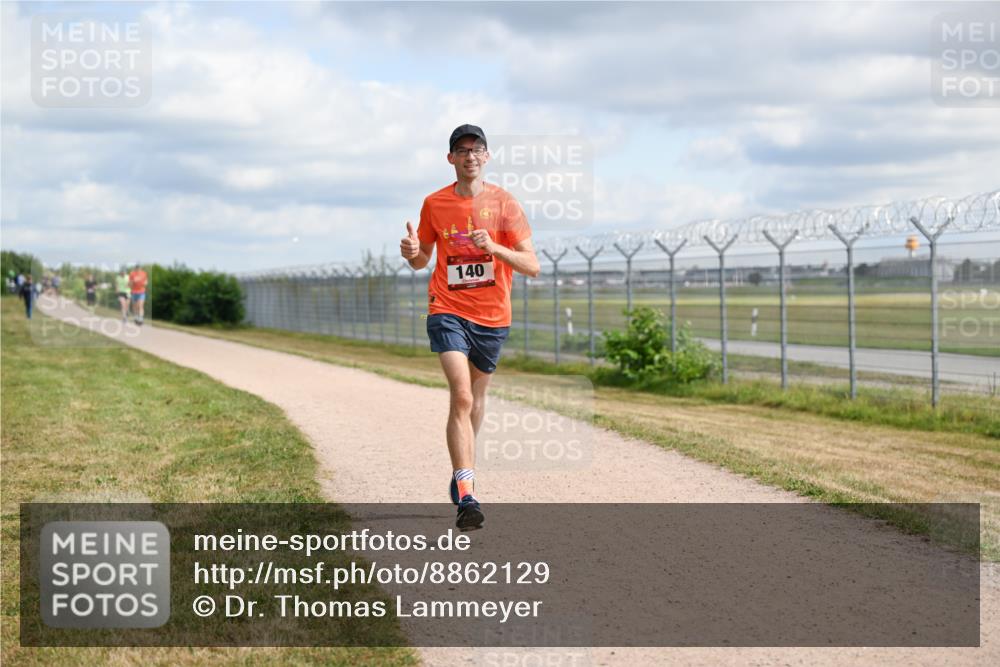 14.09.2025 - Airport Race Dr. Thomas Lammeyer http://msf.ph/oto/8862129 14.09.2025 12:00:06 Laufen 140 meine-sportfotos.de