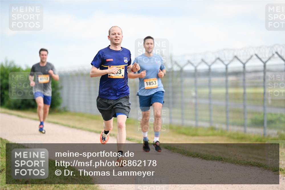 14.09.2025 - Airport Race Dr. Thomas Lammeyer http://msf.ph/oto/8862178 14.09.2025 12:00:42 Laufen 1853 meine-sportfotos.de