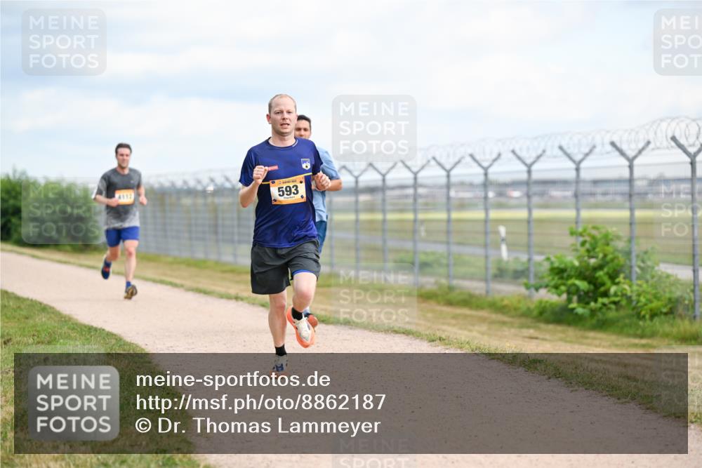 14.09.2025 - Airport Race Dr. Thomas Lammeyer http://msf.ph/oto/8862187 14.09.2025 12:00:43 Laufen 593 meine-sportfotos.de