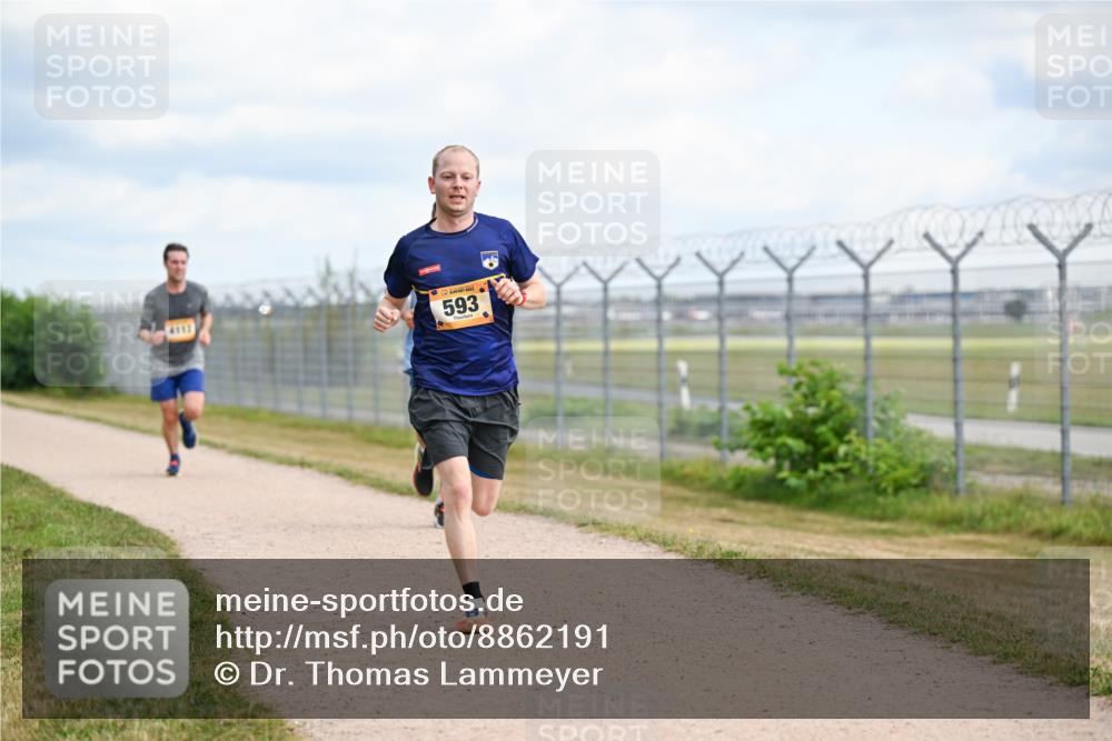 14.09.2025 - Airport Race Dr. Thomas Lammeyer http://msf.ph/oto/8862191 14.09.2025 12:00:44 Laufen 593 meine-sportfotos.de