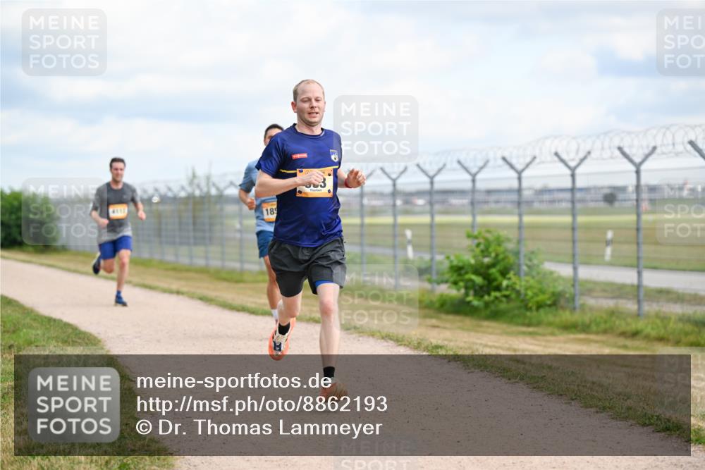 14.09.2025 - Airport Race Dr. Thomas Lammeyer http://msf.ph/oto/8862193 14.09.2025 12:00:44 Laufen 4019, 185 meine-sportfotos.de