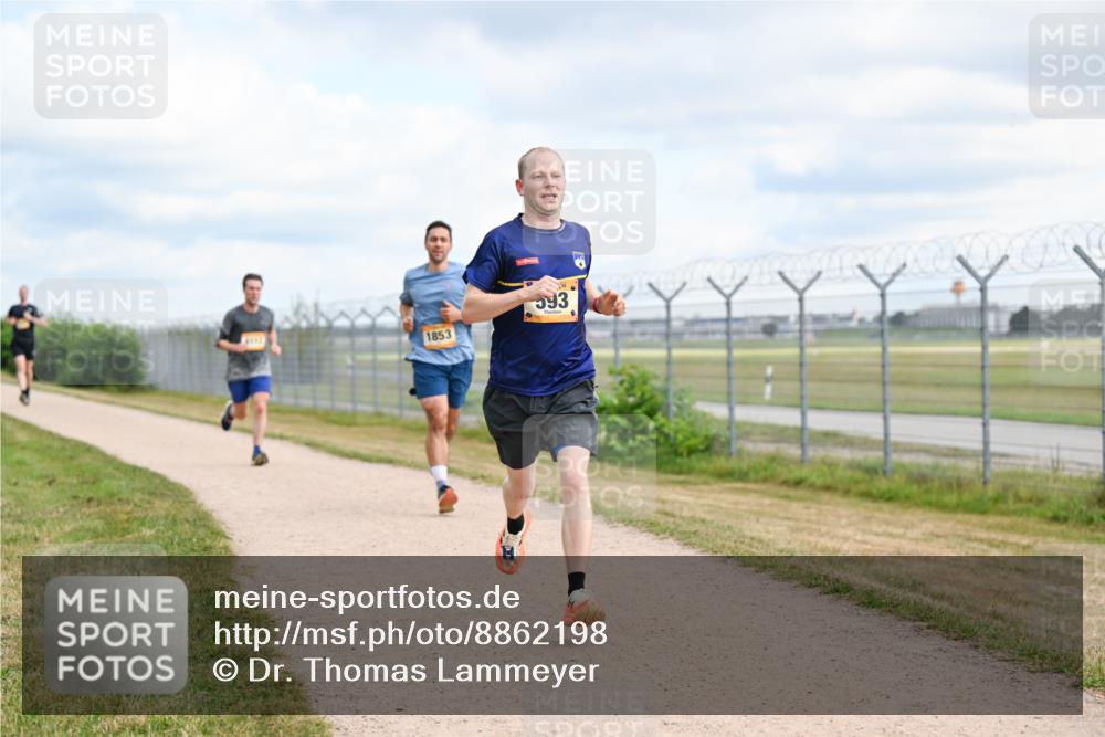 14.09.2025 - Airport Race Dr. Thomas Lammeyer http://msf.ph/oto/8862198 14.09.2025 12:00:45 Laufen 1853 meine-sportfotos.de