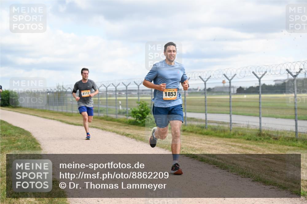 14.09.2025 - Airport Race Dr. Thomas Lammeyer http://msf.ph/oto/8862209 14.09.2025 12:00:47 Laufen 4112, 1853 meine-sportfotos.de