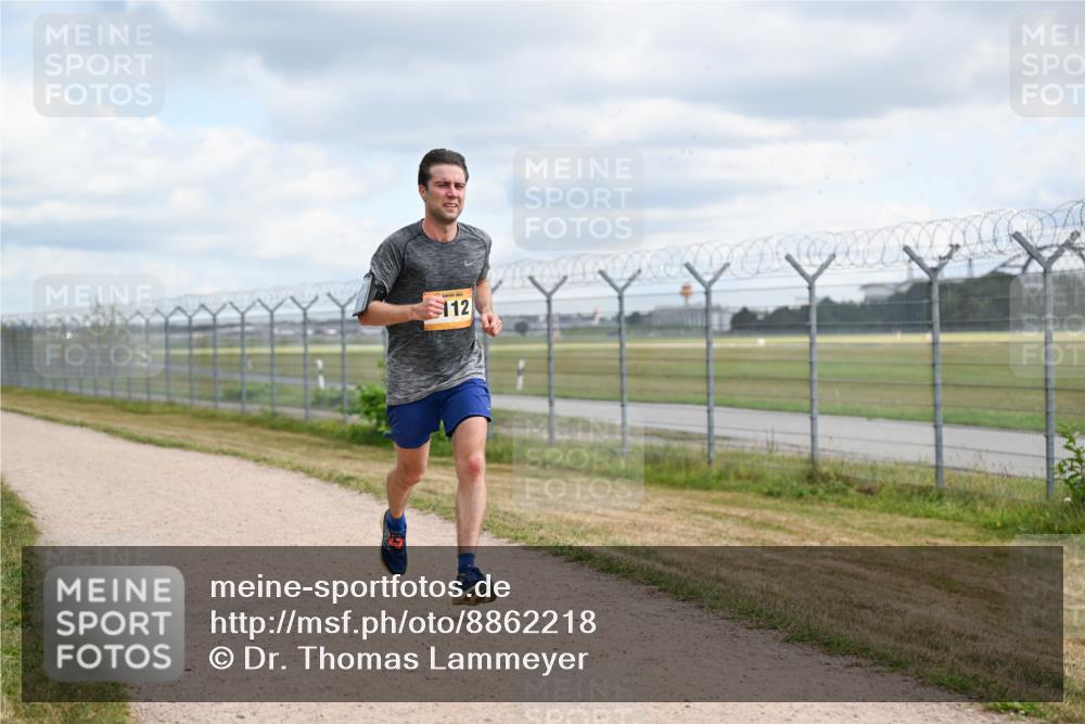 14.09.2025 - Airport Race Dr. Thomas Lammeyer http://msf.ph/oto/8862218 14.09.2025 12:00:48 Laufen 112 meine-sportfotos.de