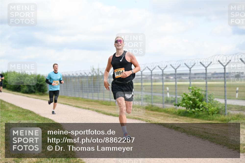 14.09.2025 - Airport Race Dr. Thomas Lammeyer http://msf.ph/oto/8862267 14.09.2025 12:00:59 Laufen 9165, 1054 meine-sportfotos.de