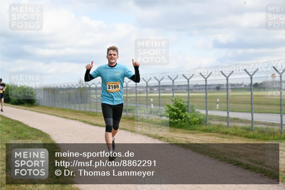 14.09.2025 - Airport Race Dr. Thomas Lammeyer http://msf.ph/oto/8862291 14.09.2025 12:01:03 Laufen 2165 meine-sportfotos.de