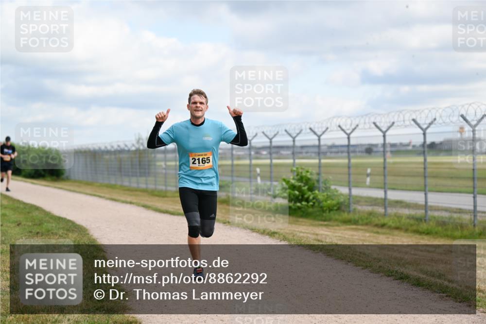 14.09.2025 - Airport Race Dr. Thomas Lammeyer http://msf.ph/oto/8862292 14.09.2025 12:01:03 Laufen 2165 meine-sportfotos.de