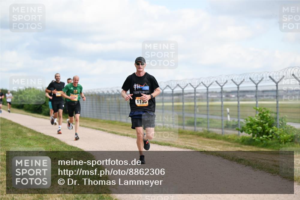 14.09.2025 - Airport Race Dr. Thomas Lammeyer http://msf.ph/oto/8862306 14.09.2025 12:01:10 Laufen 1130 meine-sportfotos.de