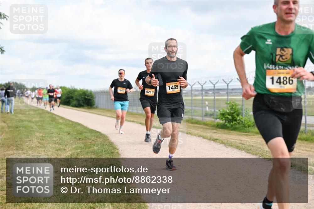 14.09.2025 - Airport Race Dr. Thomas Lammeyer http://msf.ph/oto/8862338 14.09.2025 12:01:15 Laufen 1662, 4210, 1455, 1486 meine-sportfotos.de
