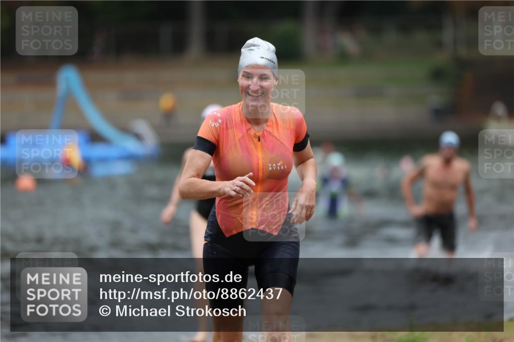 14.09.2025 - Stadtparktriathlon Michael Strokosch http://msf.ph/oto/8862437 14.09.2025 09:50:47 Schwimmen 535, 539, 566, 589, 611 meine-sportfotos.de
