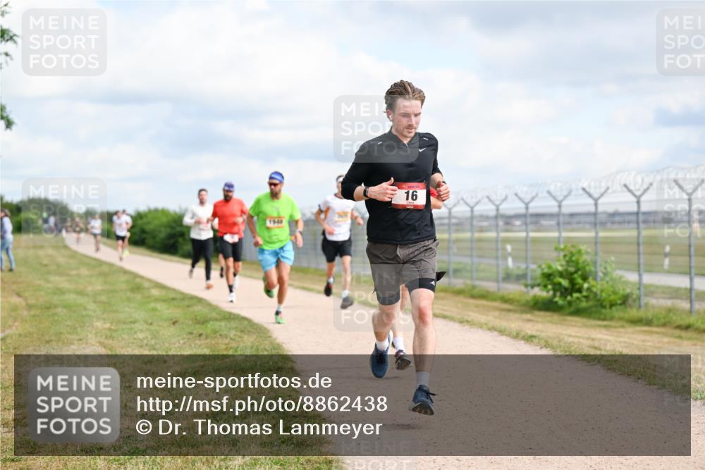 14.09.2025 - Airport Race Dr. Thomas Lammeyer http://msf.ph/oto/8862438 14.09.2025 12:01:25 Laufen 16 meine-sportfotos.de