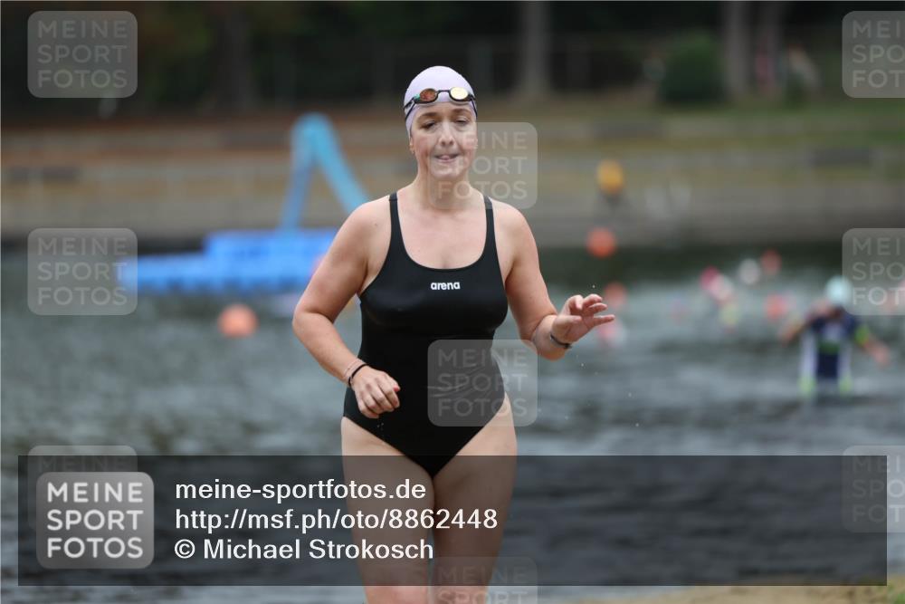 14.09.2025 - Stadtparktriathlon Michael Strokosch http://msf.ph/oto/8862448 14.09.2025 09:50:49 Schwimmen 539, 566, 611 meine-sportfotos.de