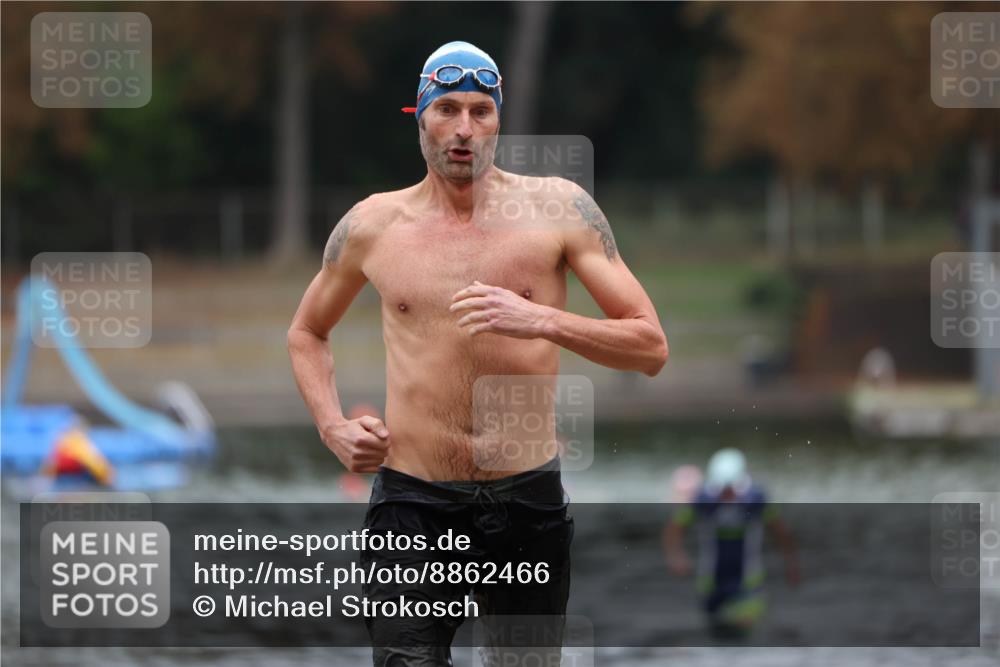 14.09.2025 - Stadtparktriathlon Michael Strokosch http://msf.ph/oto/8862466 14.09.2025 09:50:53 Schwimmen 539, 611 meine-sportfotos.de