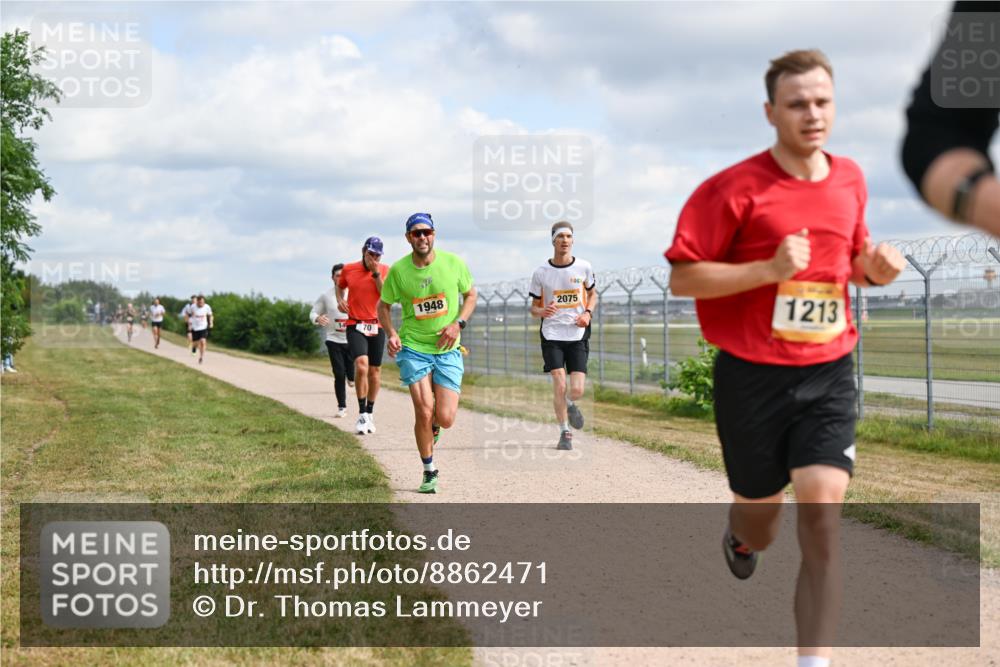 14.09.2025 - Airport Race Dr. Thomas Lammeyer http://msf.ph/oto/8862471 14.09.2025 12:01:27 Laufen 2075, 1948, 1213, 14, 70 meine-sportfotos.de