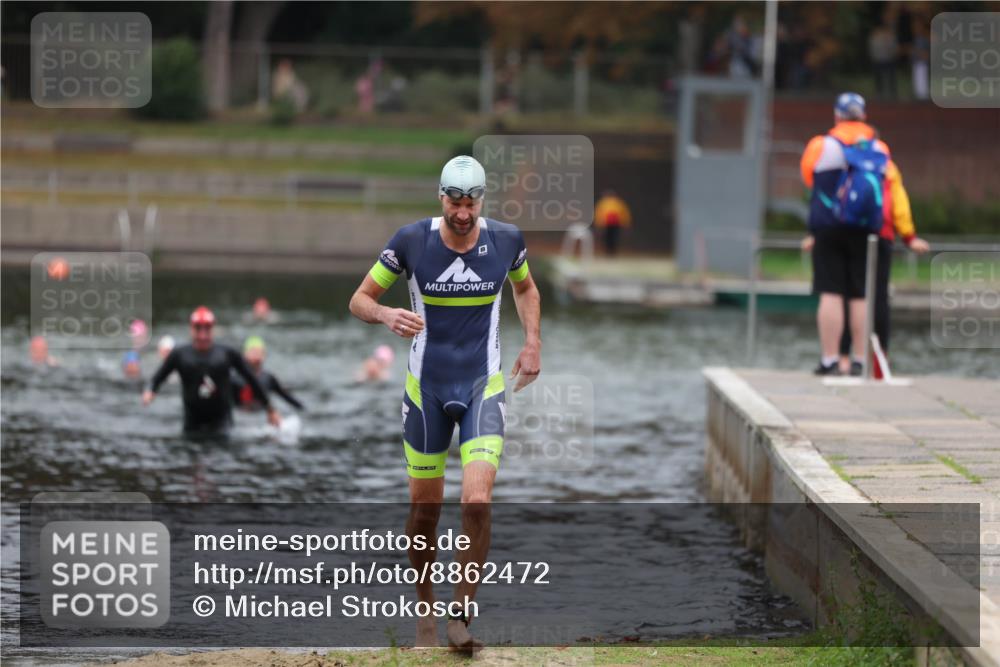 14.09.2025 - Stadtparktriathlon Michael Strokosch http://msf.ph/oto/8862472 14.09.2025 09:51:04 Schwimmen 590 meine-sportfotos.de