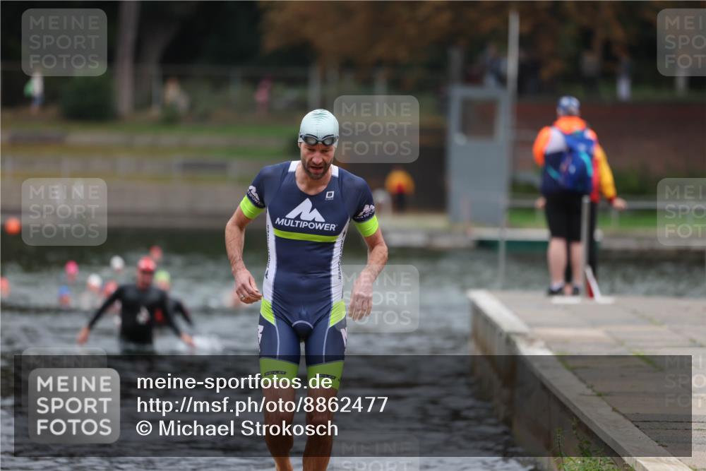 14.09.2025 - Stadtparktriathlon Michael Strokosch http://msf.ph/oto/8862477 14.09.2025 09:51:05 Schwimmen 590 meine-sportfotos.de