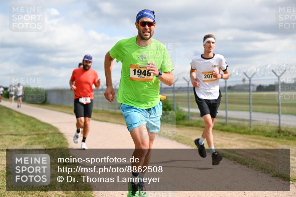 14.09.2025 - Airport Race Dr. Thomas Lammeyer http://msf.ph/oto/8862508 14.09.2025 12:01:29 Laufen 1946, 207 meine-sportfotos.de