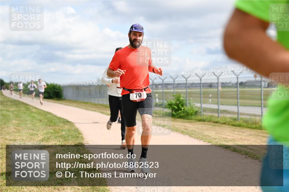 14.09.2025 - Airport Race Dr. Thomas Lammeyer http://msf.ph/oto/8862523 14.09.2025 12:01:30 Laufen 70 meine-sportfotos.de