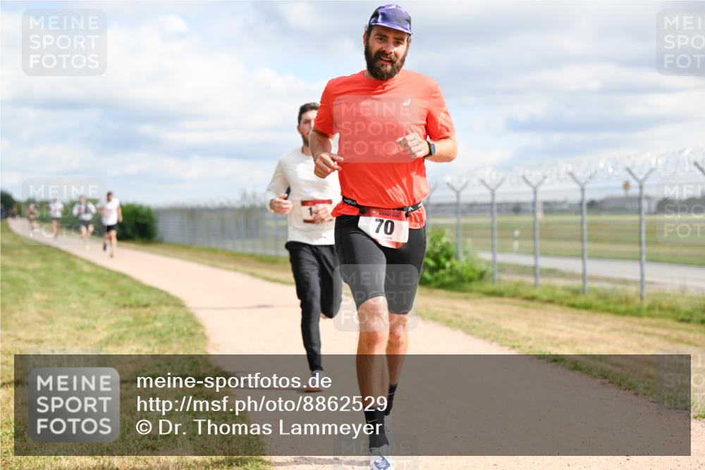 14.09.2025 - Airport Race Dr. Thomas Lammeyer http://msf.ph/oto/8862529 14.09.2025 12:01:30 Laufen 70 meine-sportfotos.de