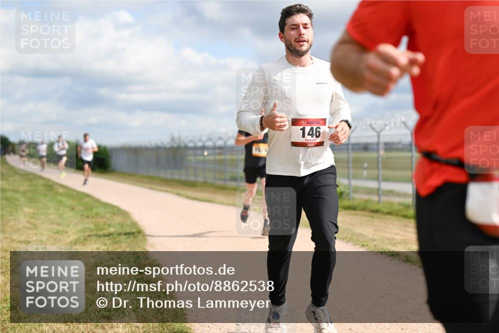 14.09.2025 - Airport Race Dr. Thomas Lammeyer http://msf.ph/oto/8862538 14.09.2025 12:01:31 Laufen 146 meine-sportfotos.de