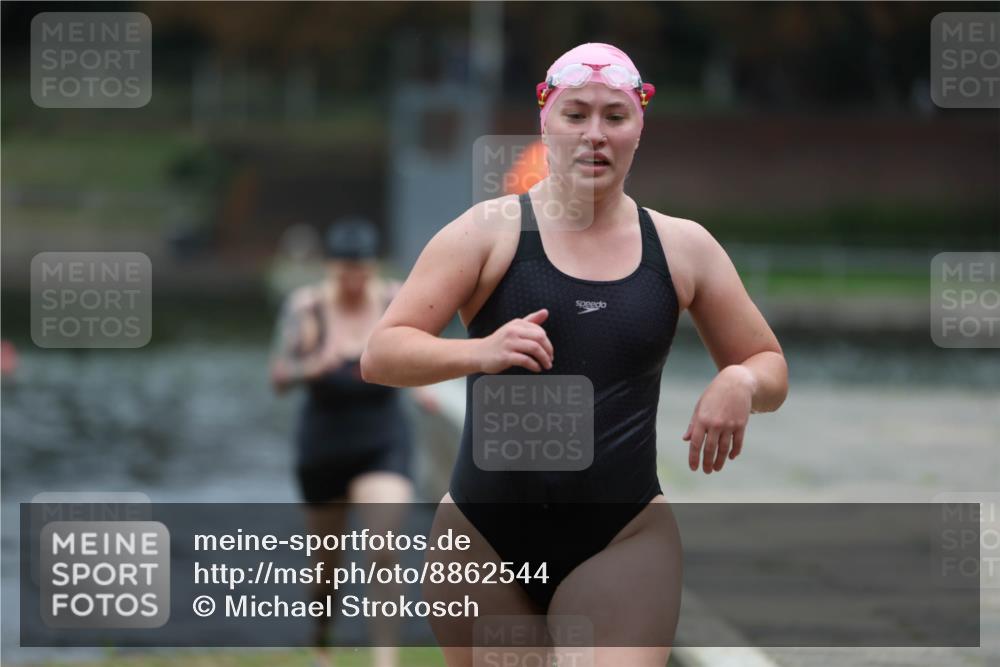 14.09.2025 - Stadtparktriathlon Michael Strokosch http://msf.ph/oto/8862544 14.09.2025 09:51:42 Schwimmen 518, 531, 558, 559, 568, 582, 601 meine-sportfotos.de
