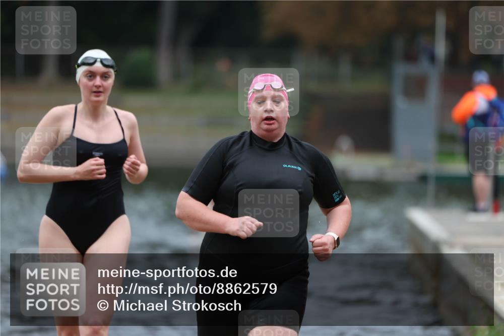 14.09.2025 - Stadtparktriathlon Michael Strokosch http://msf.ph/oto/8862579 14.09.2025 09:52:10 Schwimmen 562, 599, 615 meine-sportfotos.de