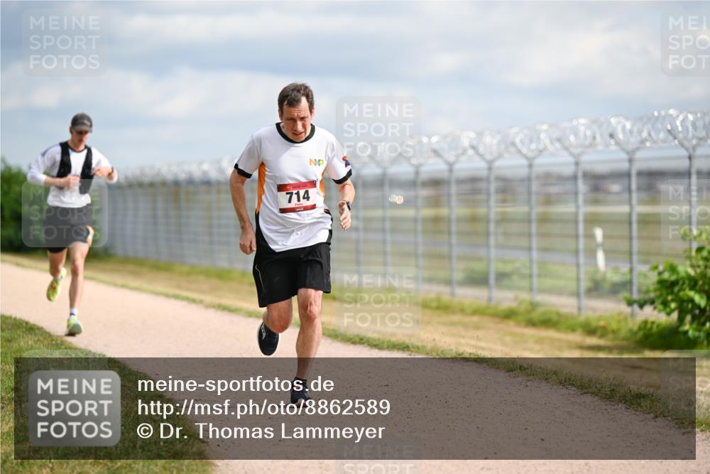 14.09.2025 - Airport Race Dr. Thomas Lammeyer http://msf.ph/oto/8862589 14.09.2025 12:01:36 Laufen 714 meine-sportfotos.de