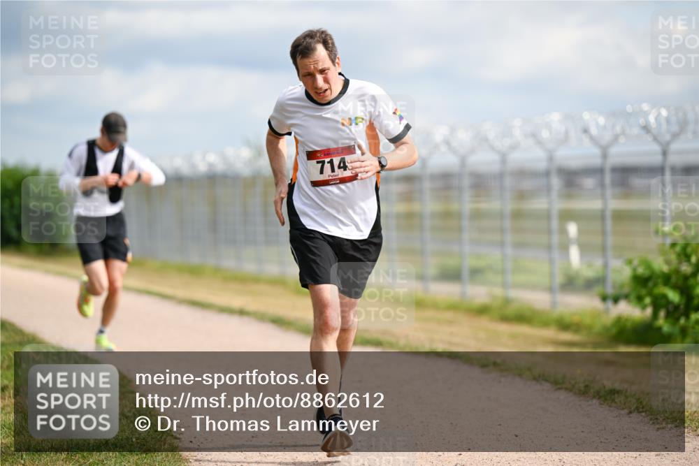 14.09.2025 - Airport Race Dr. Thomas Lammeyer http://msf.ph/oto/8862612 14.09.2025 12:01:37 Laufen 714 meine-sportfotos.de