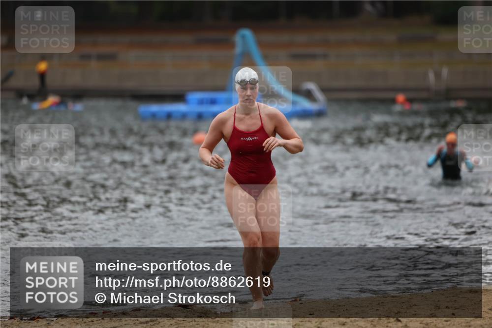 14.09.2025 - Stadtparktriathlon Michael Strokosch http://msf.ph/oto/8862619 14.09.2025 10:09:28 Schwimmen 629 meine-sportfotos.de