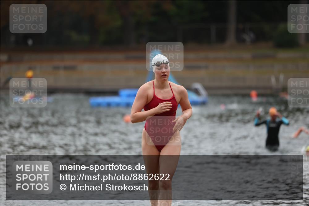 14.09.2025 - Stadtparktriathlon Michael Strokosch http://msf.ph/oto/8862622 14.09.2025 10:09:29 Schwimmen 629 meine-sportfotos.de