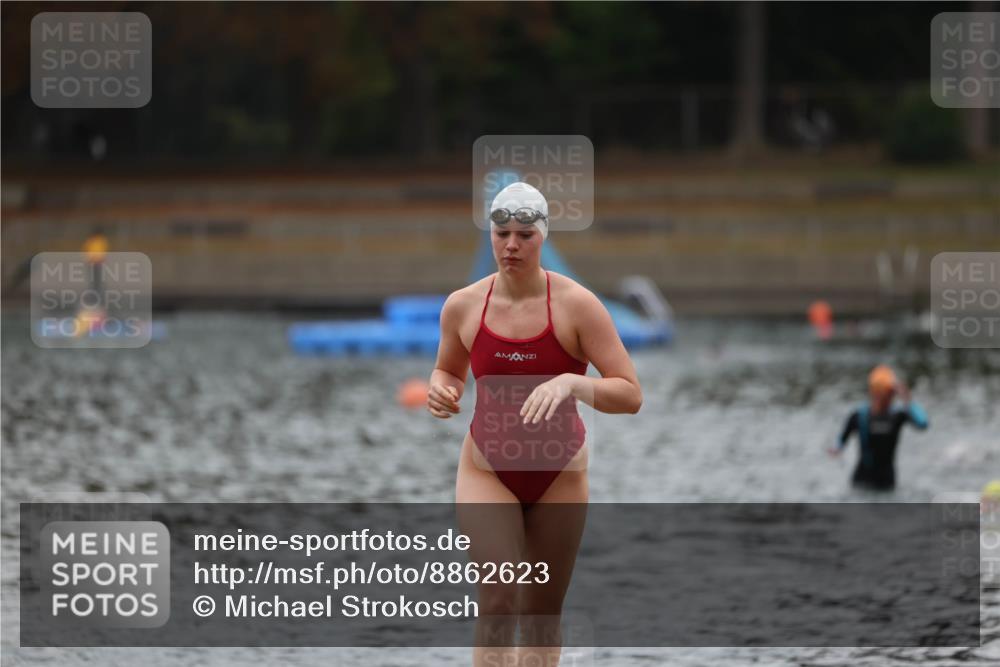 14.09.2025 - Stadtparktriathlon Michael Strokosch http://msf.ph/oto/8862623 14.09.2025 10:09:29 Schwimmen 629 meine-sportfotos.de