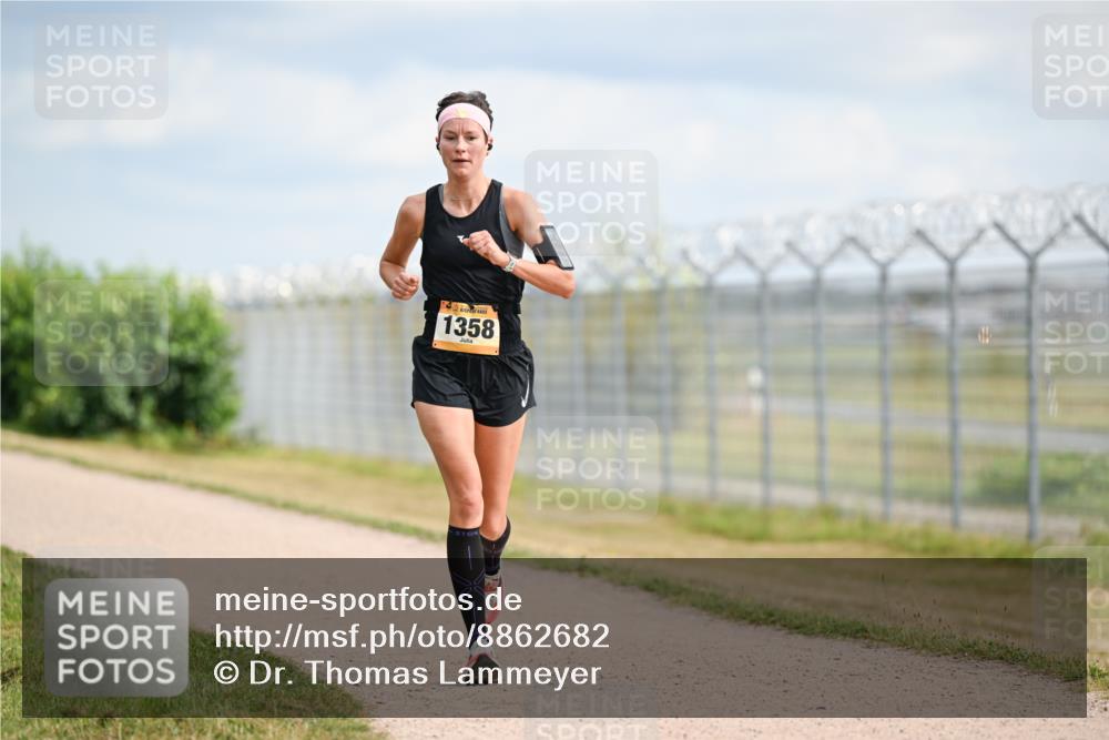14.09.2025 - Airport Race Dr. Thomas Lammeyer http://msf.ph/oto/8862682 14.09.2025 12:01:47 Laufen 1358 meine-sportfotos.de