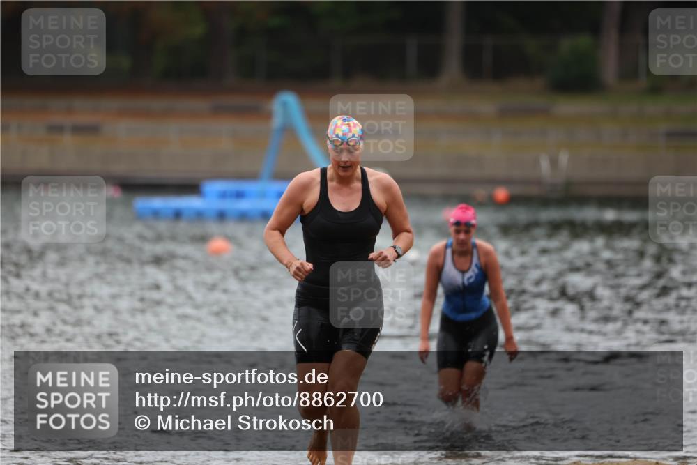 14.09.2025 - Stadtparktriathlon Michael Strokosch http://msf.ph/oto/8862700 14.09.2025 10:09:50 Schwimmen 624, 706 meine-sportfotos.de