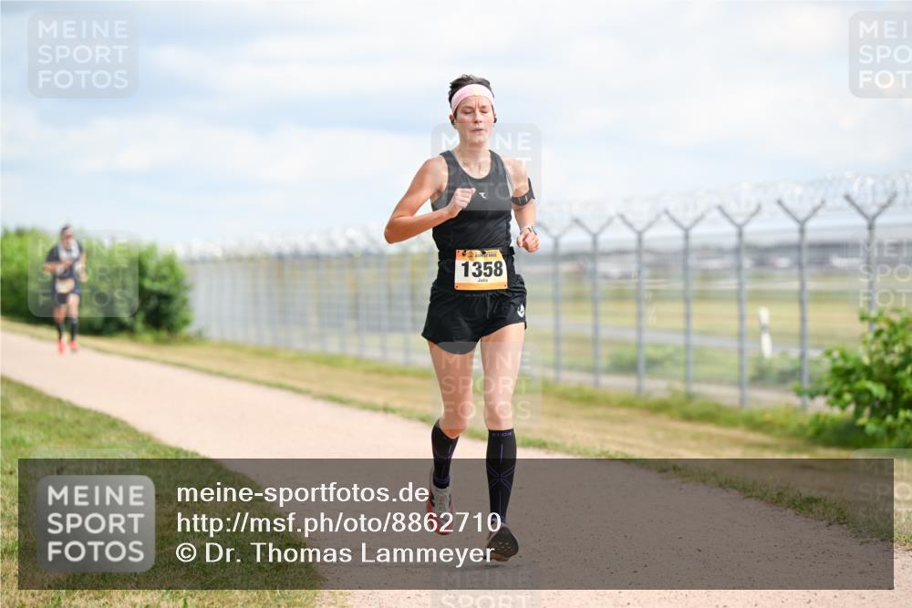 14.09.2025 - Airport Race Dr. Thomas Lammeyer http://msf.ph/oto/8862710 14.09.2025 12:01:49 Laufen 1358 meine-sportfotos.de