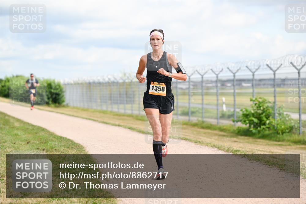 14.09.2025 - Airport Race Dr. Thomas Lammeyer http://msf.ph/oto/8862717 14.09.2025 12:01:49 Laufen 1358 meine-sportfotos.de