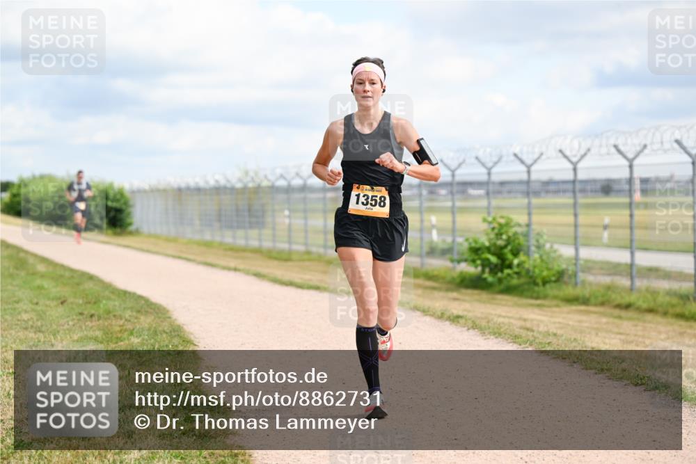 14.09.2025 - Airport Race Dr. Thomas Lammeyer http://msf.ph/oto/8862731 14.09.2025 12:01:50 Laufen 1358 meine-sportfotos.de