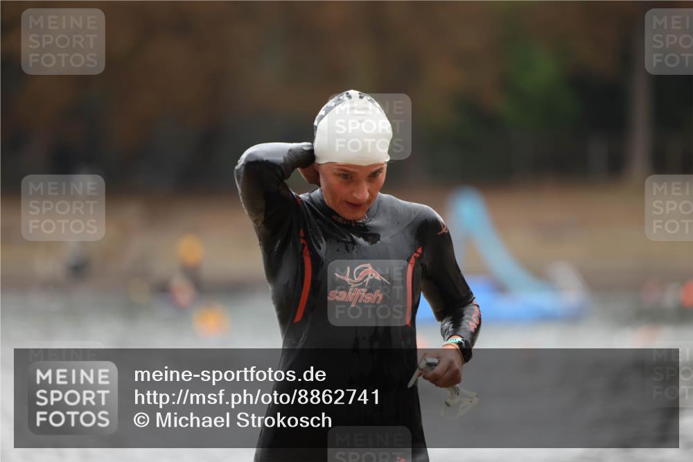 14.09.2025 - Stadtparktriathlon Michael Strokosch http://msf.ph/oto/8862741 14.09.2025 10:10:26 Schwimmen 642, 718 meine-sportfotos.de