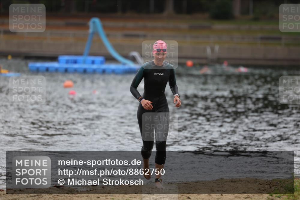 14.09.2025 - Stadtparktriathlon Michael Strokosch http://msf.ph/oto/8862750 14.09.2025 10:10:33 Schwimmen 642 meine-sportfotos.de