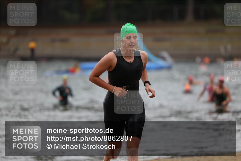 14.09.2025 - Stadtparktriathlon Michael Strokosch http://msf.ph/oto/8862807 14.09.2025 10:11:56 Schwimmen 630 meine-sportfotos.de