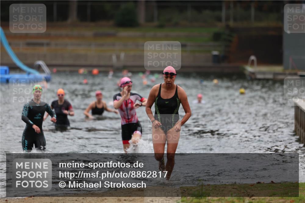 14.09.2025 - Stadtparktriathlon Michael Strokosch http://msf.ph/oto/8862817 14.09.2025 10:12:06 Schwimmen 622, 651, 662 meine-sportfotos.de