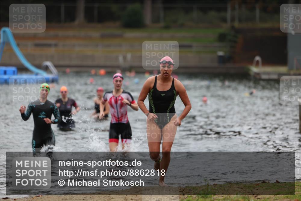 14.09.2025 - Stadtparktriathlon Michael Strokosch http://msf.ph/oto/8862818 14.09.2025 10:12:06 Schwimmen 622, 651, 662 meine-sportfotos.de