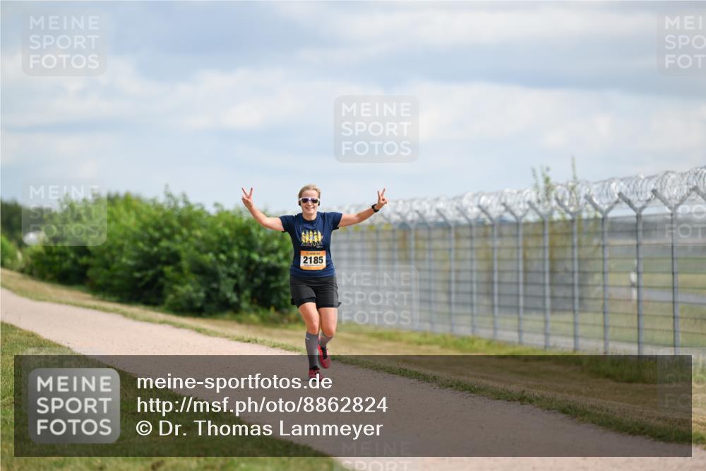14.09.2025 - Airport Race Dr. Thomas Lammeyer http://msf.ph/oto/8862824 14.09.2025 12:02:03 Laufen 2185 meine-sportfotos.de
