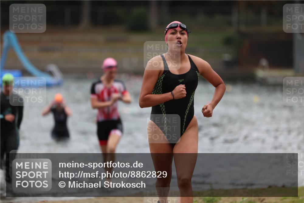 14.09.2025 - Stadtparktriathlon Michael Strokosch http://msf.ph/oto/8862829 14.09.2025 10:12:09 Schwimmen 622, 651, 662 meine-sportfotos.de