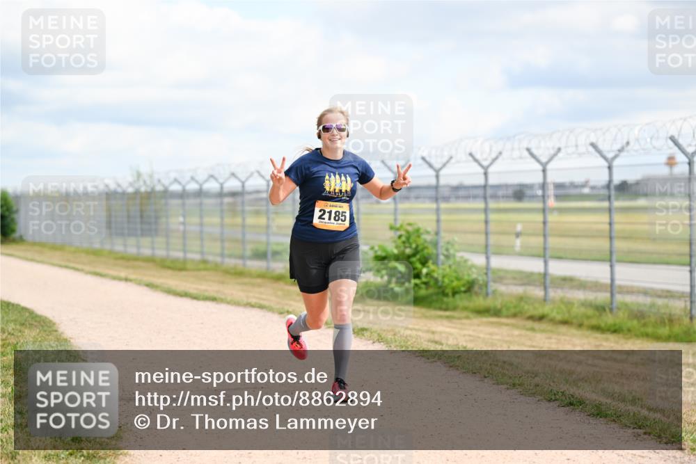 14.09.2025 - Airport Race Dr. Thomas Lammeyer http://msf.ph/oto/8862894 14.09.2025 12:02:09 Laufen 2185 meine-sportfotos.de